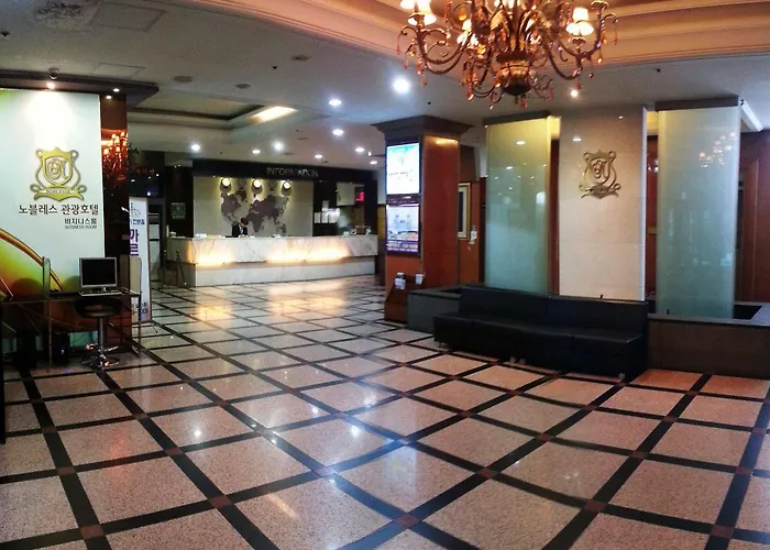 Noblesse Hotel