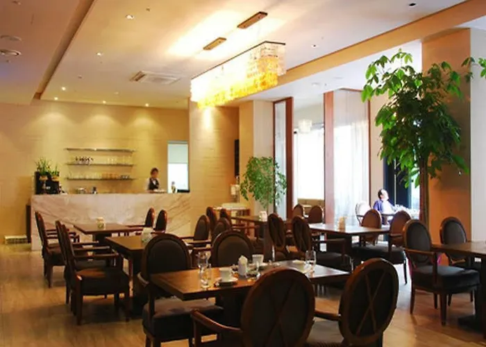 Noblesse Hotel