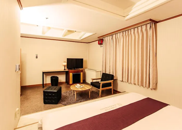 Noblesse Hotel 2*
