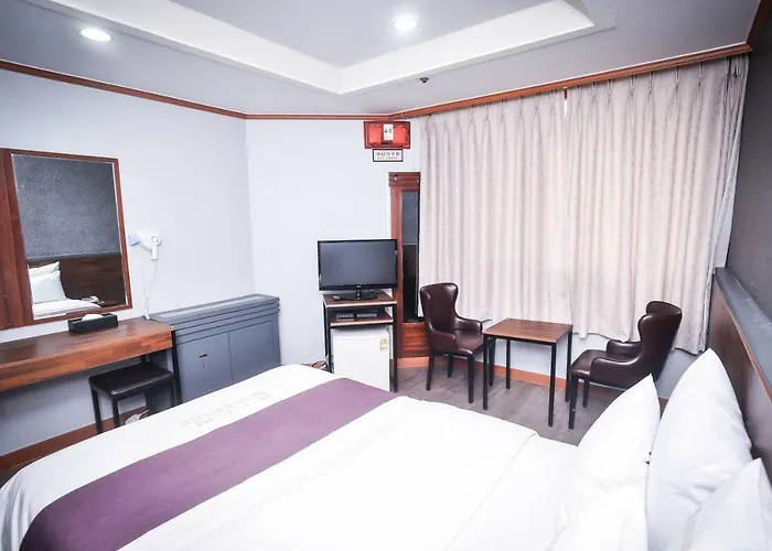 Noblesse Hotel