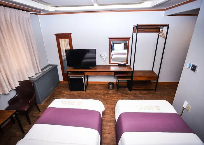 Noblesse Hotel